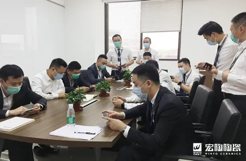 宏陶瓷砖培训现场二