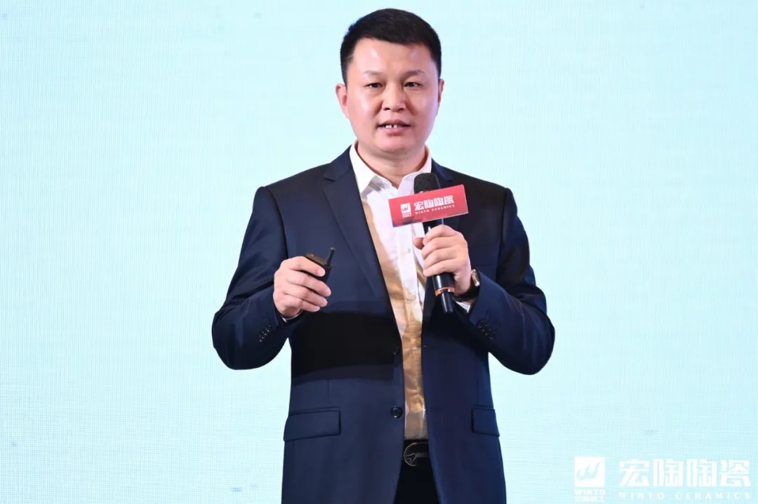 宏陶品牌总经理曹刚毅