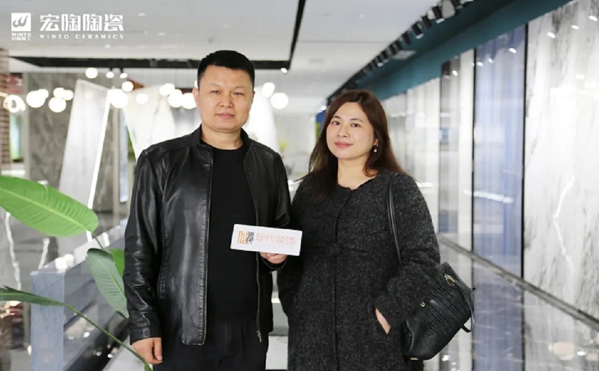 宏陶陶瓷品牌岩板展厅留影